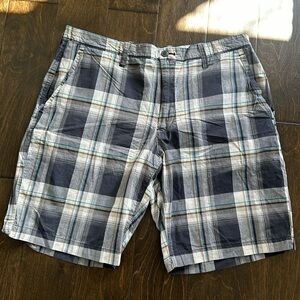 NWOT! GAP Men’s linen cotton shorts 🩶🤍